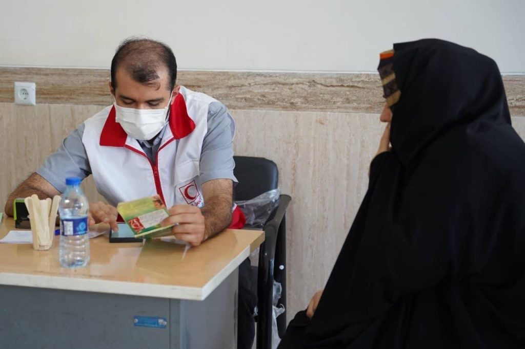 بهرهمندی ۴۰۰ نفر از خدمات کاروان سلامت در باغ معروف تبریز