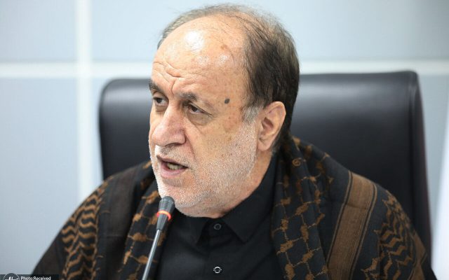حاجی‌بابایی: ایران با اقتدار بر تنگه هرمز مسلط است و در برابر فشارها عقب‌نشینی نمی‌کند