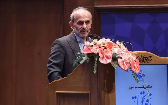 در هیچ‌کدام از بحران‌ها سر خم نکردیم/ ۵ سالی که گذشت، ۵ سال مقاومت، ماندن و ایستادن بود
