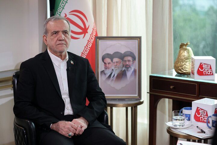 رئیس جمهور: تنگه هرمز باز خواهد شد به شرط آنکه آمریکا دست از محاصره و تجاوز بردارد