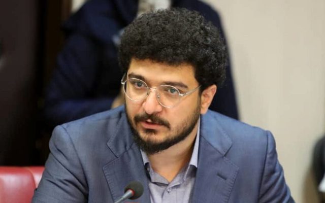 دستیار رسانه‌ای وزیر علوم: وزیر علوم نگفته است کلاس‌ها «در هر شرایطی» حضوری برگزار می‌شود