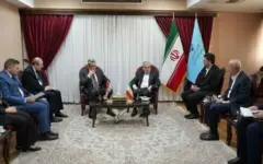وزیر علوم ایران و سفیر عراق درباره تقویت همکاری‌های علمی گفت‌وگو کردند