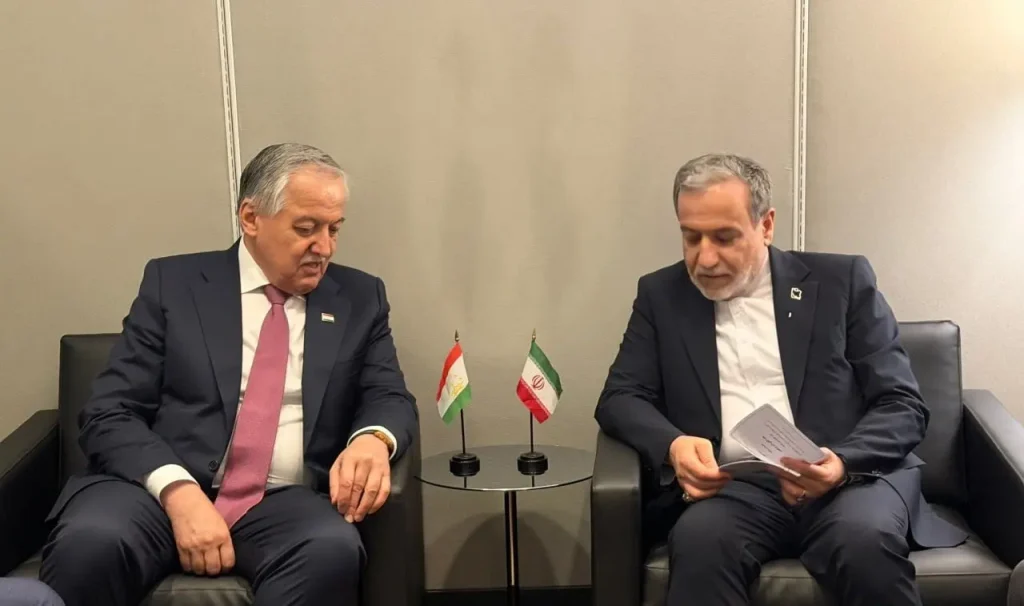 دیدار وزرای خارجه ایران و تاجیکستان