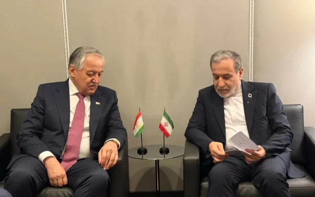 دیدار وزرای خارجه ایران و تاجیکستان