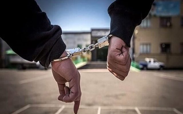 دستگیری سارق سابقه‌دار در شاهرود؛ ۲۹ فقره سرقت کشف شد