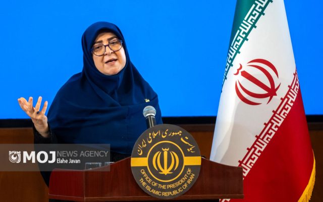 دولت فعلاً بنزین سهمیه‌ای را تغییر نمی‌دهد/ احتمال بازنگری در ۳ ماه آینده