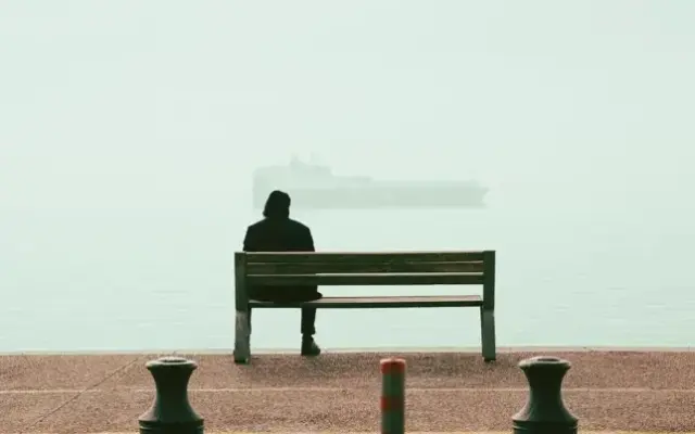 تحقیق جدید: تنهایی و انزوای اجتماعی می‌توانند تا ۶ سال از زندگی سالم شما کم کنند