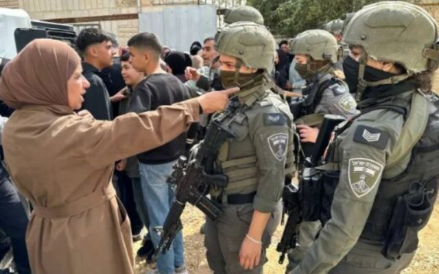 اتهام سنگین بتسیلم علیه اسرائیل؛ آپارتاید در کرانه باختری-نسل‌کشی در غزه