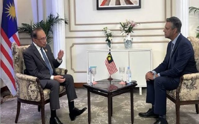 نخست‌وزیر مالزی: هرگونه مذاکره‌ای در مورد جنگ علیه ایران باید با رسیدگی به تجاوز اولیه ایالات متحده و اسرائیل آغاز شود
