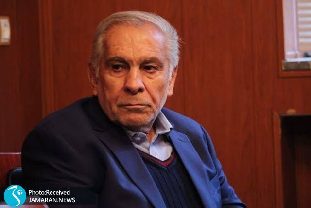 احمد ناطق نوری چگونه خودش را روایت کرده است؟/ آشناییاش با امام چگونه صورت گرفت؟