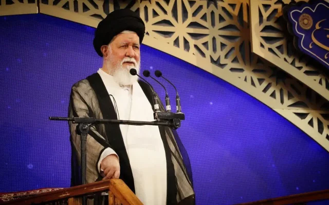 دشمن به دنبال انتقال فشار از عرصه نظامی به داخل کشور است