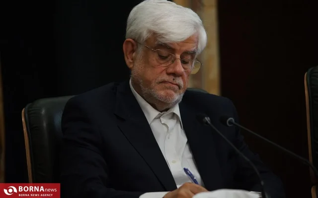 عهد دولت؛ شانهبهشانه کنار رئیسجمهور