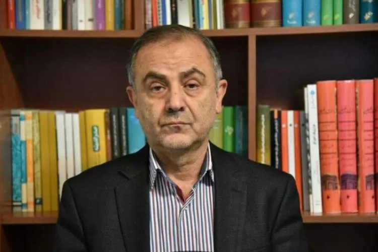 ۱۰۰ سال پیش، ۱۰۰ سال بعد و اقبال لاهوری