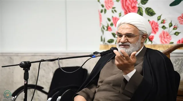 تقوا، کنشگری همراه با مراقبت است