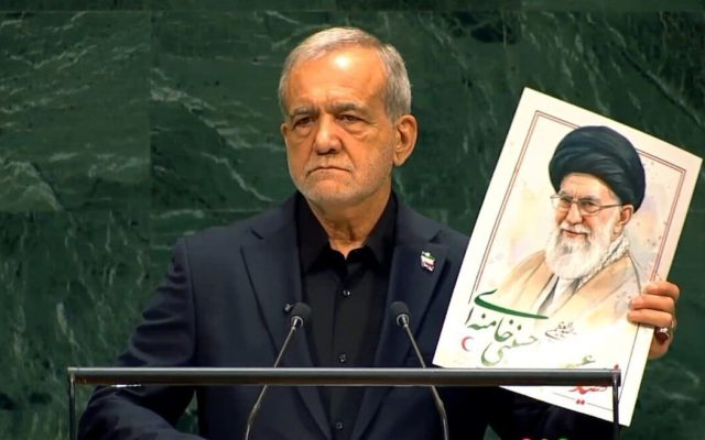 مردم ایران با قدرت از کشورشان در برابر تروریسم دفاع کردند