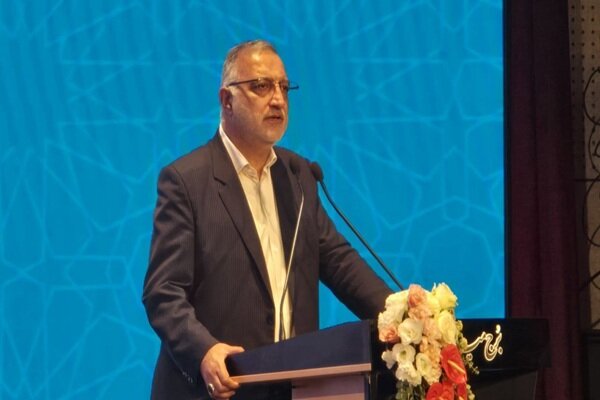 زاکانی: ۱۸۵ تازه عروس و داماد به مشهد اعزام می‌شوند