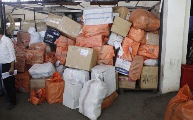 پلیس هرمزگان محموله بزرگ کالای قاچاق را کشف کرد