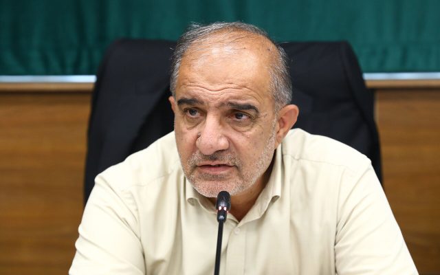 برنامه هفتم نباید به بهانه جنگ از مسیر اجرا خارج شود