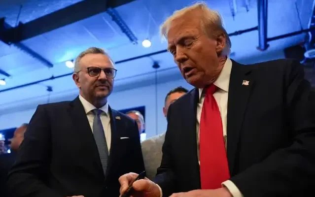 مشاور ارشد رئیسجمهور آمریکا: ترامپ مصمم است جنگ ایران را بهزودی پایان دهد / شرکای او در منطقه نیز همینطور هستند؛ هیچکس جنگ نمیخواهد / او به مذاکرات و گفتوگوها فرصت میدهد