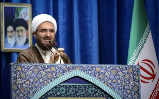 امام جمعه تهران: یکی از راه‌ها برای سلطه بر جوامع، ترویج بی‌عفتی است