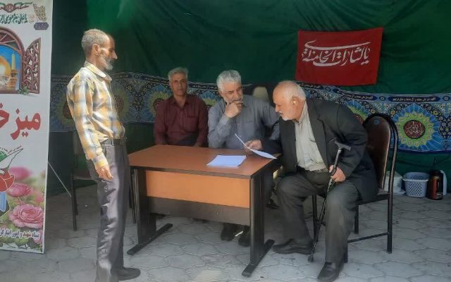 استقرار «میز خدمت» بنیاد شهید در میعادگاه نماز جمعه یاسوج