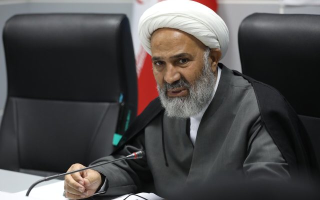 پلتفرم‌های غیرقانونی توزیع دارو زیر تیغ نظارت کمیسیون اصل نود