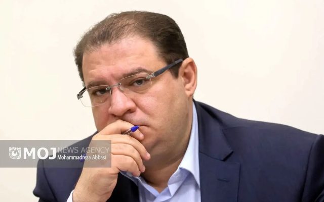 شفافیت، کلید عبور وزارت بهداشت از بحران است