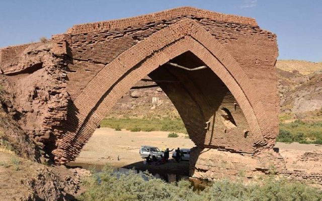 آغازمرمت پل تاریخی گلقشلاق بیجار با اعتبار ۲ میلیارد تومانی
