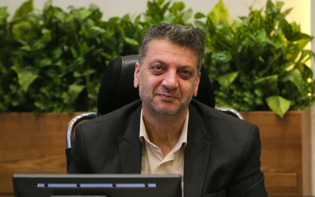 سیاست پارک خودرو در اصفهان باید برای استفاده از خودروی شخصی بازدارنده باشد