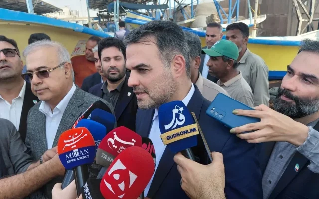 پیگیری حقوقی خسارت صیادان آسیب‌دیده در حمله دشمن آمریکایی/ ۱۲ شهید و ۷ مجروح در حمله به قایق صیادی