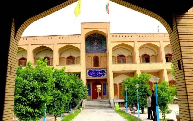 آیین افتتاحیه سال تحصیلی مدرسه علمیه صالحیه کازرون برگزار شد
