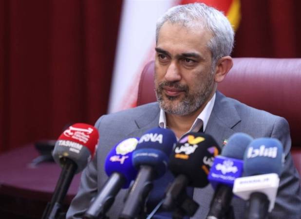 تاکید وزیر بر حمایت از تولید و بنگاه‌های اقتصادی