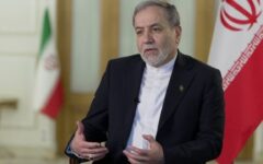 عراقچی: هم برای جنگ و هم برای دیپلماسی آماده‌ایم؛ انتخاب با آمریکاست