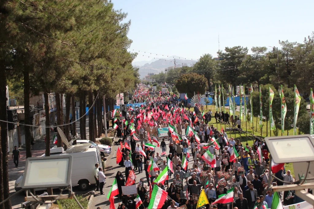 روایت حضور مردم کرمان در رزمایش ۹۰ هزارنفری اقتدار و همبستگی