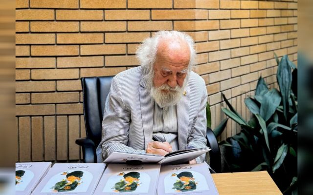 اشعار ‌کدکنی با آواز شجریان بر بوم نقش بست؛ «روایت دفاع» در قاب عکس‌ها