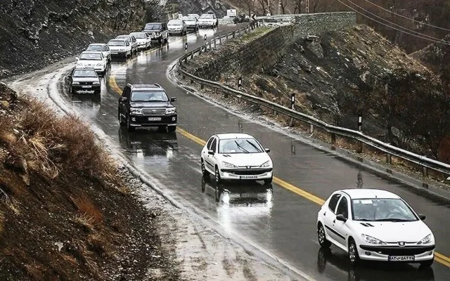 هشدار به مسافران شمال؛ بارندگی و ترافیک در جادهها