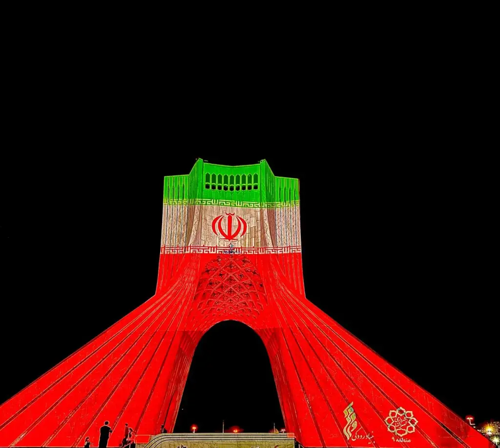 چو ایران نباشد تن من مباد