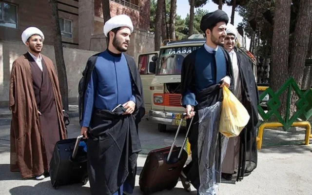زبان دیروز، مخاطب امروز