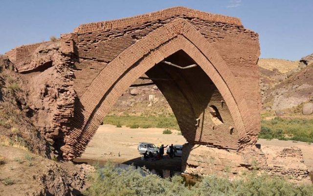 اختصاص دو میلیارد تومان برای مرمت پل تاریخی بیجار