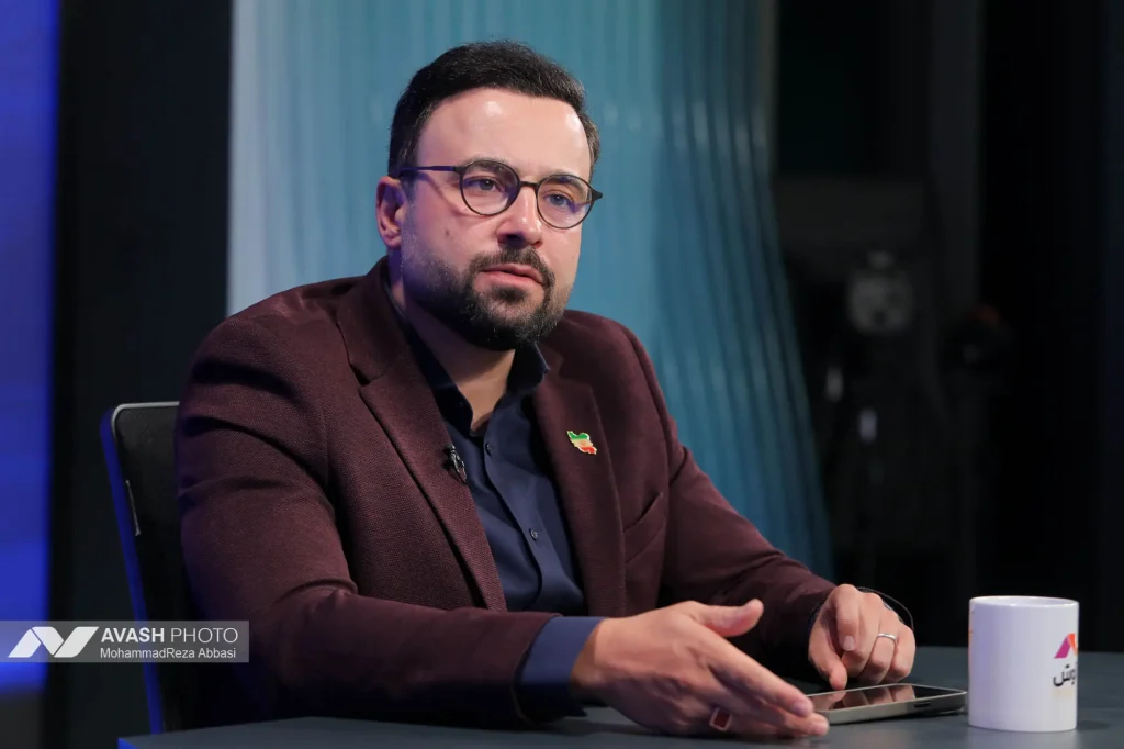 راهحلهای فست فودی پاسخگوی جامعه ایران نیست/ انفرادی برای من بالندگی داشت!