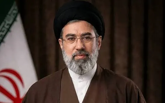 مروری بر جایگاه و نقش مردم در نگاه رهبر معظم انقلاب