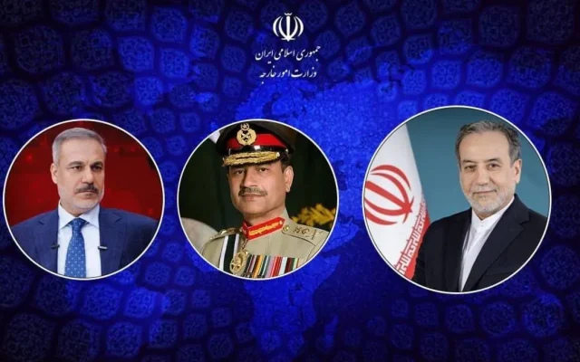 گفتوگوی تلفنی عراقچی با وزیر خارجه ترکیه و فرمانده ارتش پاکستان درباره تحولات منطقه