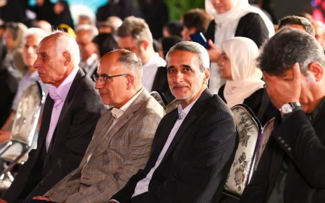 مراسم تجلیل از چهرههای نامآور فرهنگ و هنر اصفهان