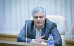 رئیس اتاق بازرگانی لرستان: ظرفیت‌های اقتصادی لرستان باید با پیوند دانش و تولید و سرمایه فعال شود / همایش روز جهانی گردشگری با رویکرد هوش مصنوعی برگزار خواهد شد