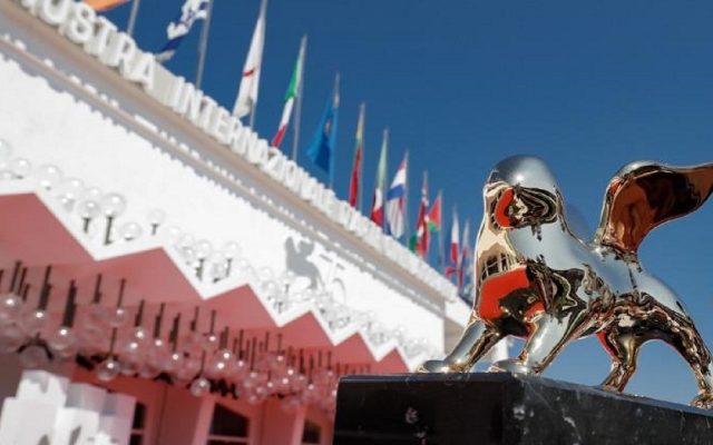 لاله مرزبان در ایتالیا جایزه گرفت؛ اعلام برندگان جشنواره فیلم ونیز 2026 + اسامی
