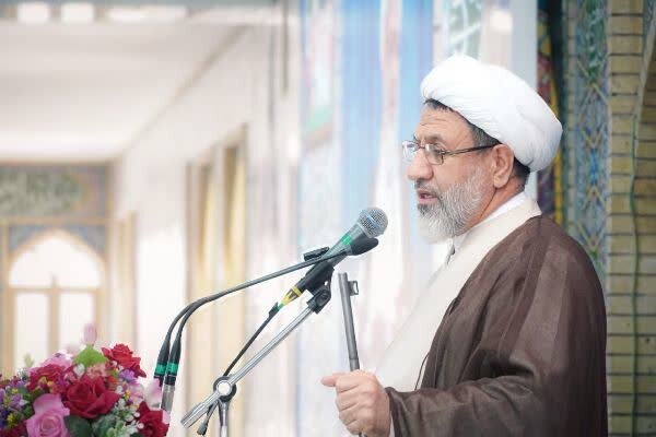 امام جمعه کرمان: اطاعت از ولی‌فقیه موتور محرک ملت ایران است