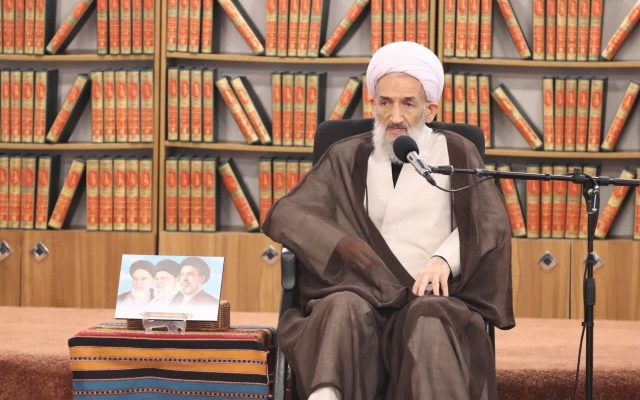 دفاع مقدس گنجینه ای از معارف و ارزش ها است