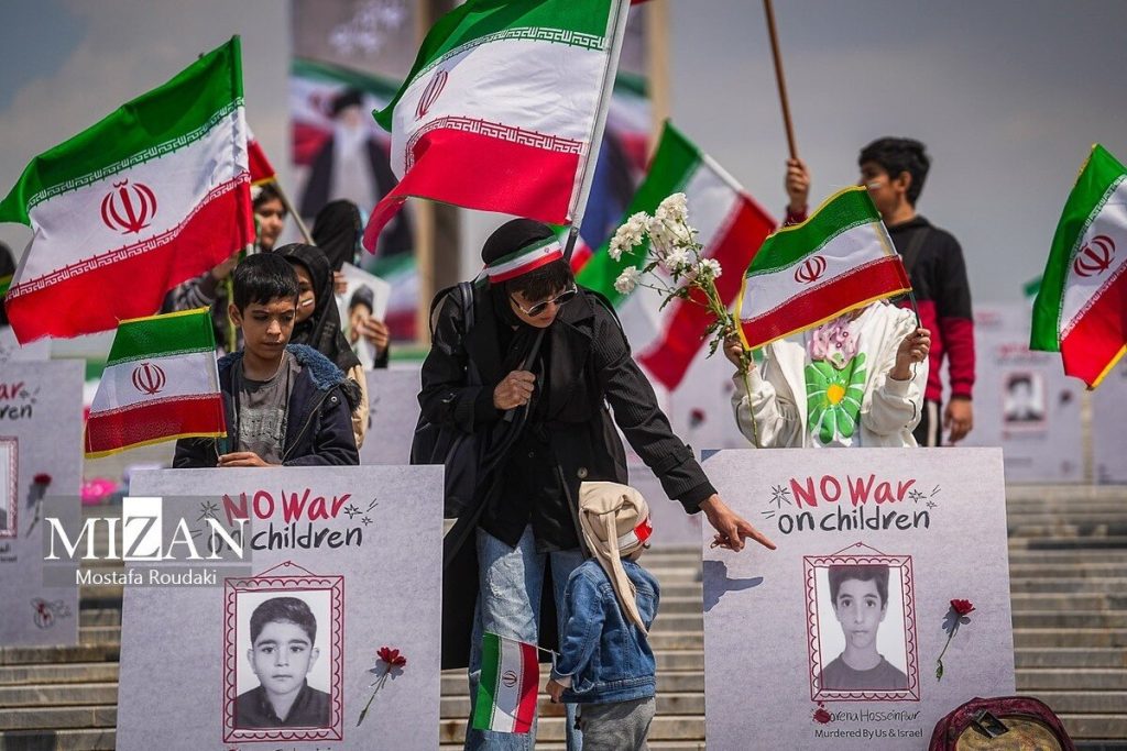 غرویان: با برخوردهای تند و چماقی نمی‌توانیم این وحدت و انسجام را ایجاد کنیم/ سید رضا اکرمی: باید در مقابل توطئه‌ها و ترورها آمادگی داشته باشیم