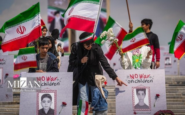 غرویان: با برخوردهای تند و چماقی نمی‌توانیم این وحدت و انسجام را ایجاد کنیم/ سید رضا اکرمی: باید در مقابل توطئه‌ها و ترورها آمادگی داشته باشیم