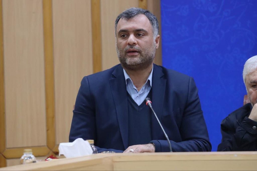 بازدید رحمتزاده از خط تولید شرکت تابان گستر پویا در تهران / بررسی ظرفیتهای سرمایهگذاری در شهرک صنعتی ضیابر